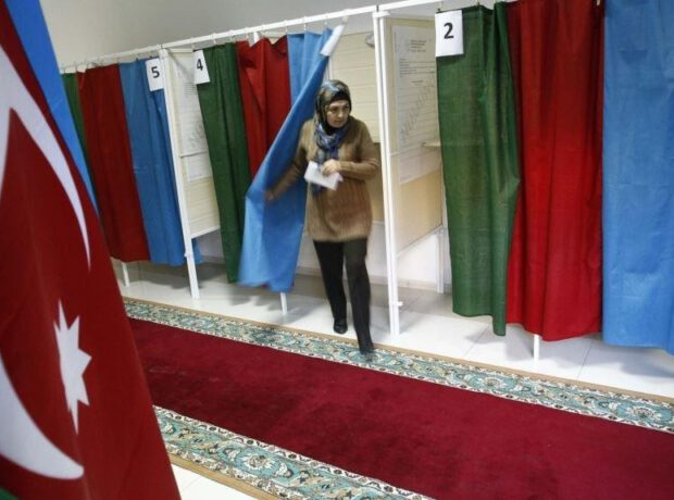 Azərbaycan referenduma gedir? Azərbaycan referenduma gedir?