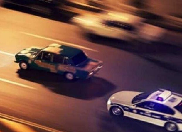 Bələdiyyə sədri “avtoşluq” etdi, polisə aparıldı Bələdiyyə sədri “avtoşluq” etdi, polisə aparıldı