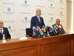 YAP-a qoşulan partiya sədrləri: “Bizimlə maraqlanan yoxdur”