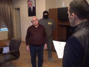 Həbs olunan icra başçısı məhkəmədə ifadə verməkdən imtina etdi