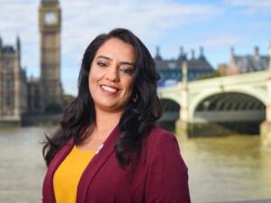 Britaniyalı deputat: “Heykəllərə göstərilən hörmət Məhəmməd peyğəmbərə göstərilmir”