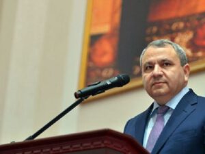 SON DƏQİQƏ: BDU-da qanlı olay – Rektorun müşaviri bıçaqlandı
