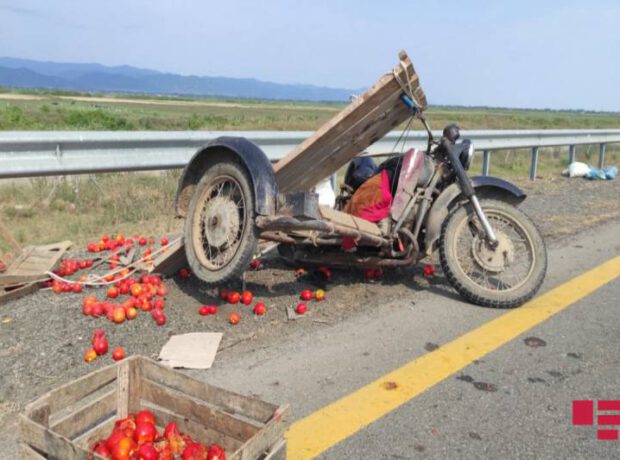 Lənkəranda motosiklet yük avtomobili ilə toqquşddu – Sürücü öldü Lənkəranda motosiklet yük avtomobili ilə toqquşddu – Sürücü öldü
