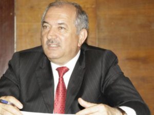 İcra başçısı bacısı oğlunu İŞDƏN ÇIXARDI – FOTO