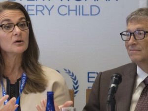 Bill Qeyts: “Səhv etdim, peşmanam”