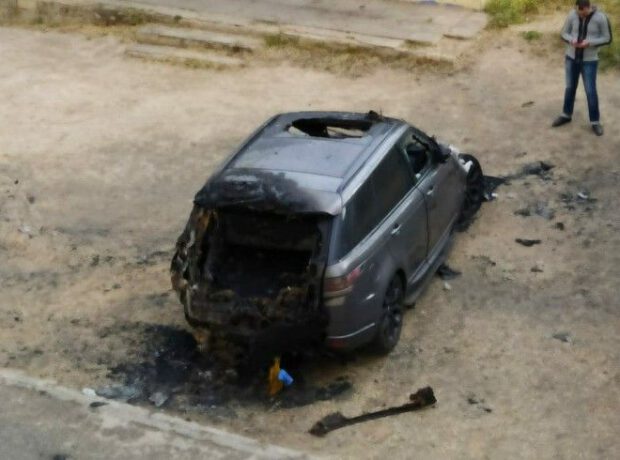 Bakıda 3 avtomobil yanıb Bakıda 3 avtomobil yanıb