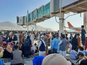Almaniya vətəndaşlarını Əfqanıstandan təxliyə edir – “Hava limanına yaxınlaşmayın…”