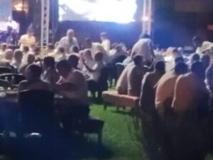 Buzovna bələdiyyəsinin sədri Mətləb Əliyev karantın qaydasını pozub, oğluna 500 nəfərlik toy etdi – VİDEO