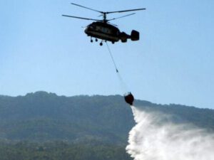 Azərbaycanda GÜCLÜ YANĞIN: 2 helikopter havaya qaldırıldı – VİDEO
