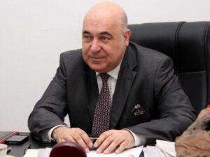 Çingiz Abdullayev koronavirusa yoluxdu, xəstəxanaya yerləşdirildi