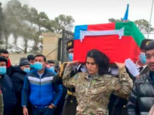 Nargül İbrahimli: “İlham Əliyevin yürüşdə həyat yoldaşımın fotosunu daşıdığını görəndə çox təsirləndim” – FOTO