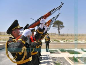 Şəhidlərimizin xatirəsinə yaylım atəşi açıldı