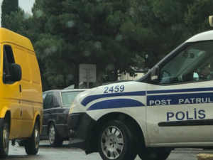 Bölmədə həyat yoldaşını güllələyən polisi neçə il həbs gözləyir? – Vəkildən AÇIQLAMA