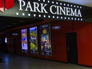 “Park Cinema”dan ŞİKAYƏT: “Rus dili hegemonluğu nə vaxt bitəcək?!”