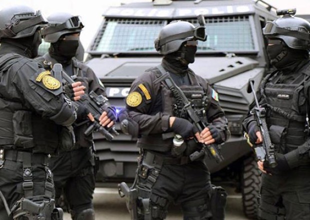 “Bandotdel”dən xüsusi əməliyyat: Silahlılar saxlandı (VİDEO)