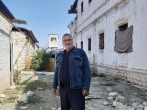 Dilqəm Əsgərov Şuşada yatdığı həbsxanaya getdi – FOTO