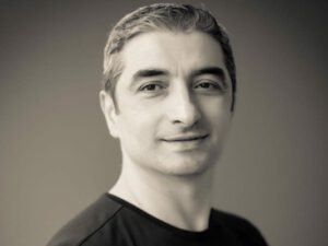 Qəzaya düşən Əməkdar artistin son vəziyyəti açıqlandı