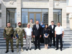 Şəhid ailələrindən və qazilərdən kimlər və niyə istifadə edir?