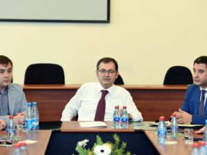 İntiqam Babayevin korrupsiya sistemi İFŞA EDİLDİ – 5 manatlıq şirkətlər 400 minlik layihələri udub