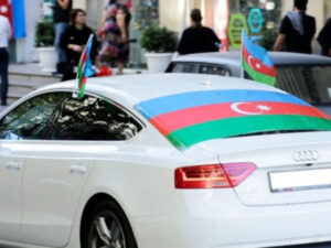 DİN-dən avtomobillərin üzərinə bayraq vuranlara MÜRACİƏT