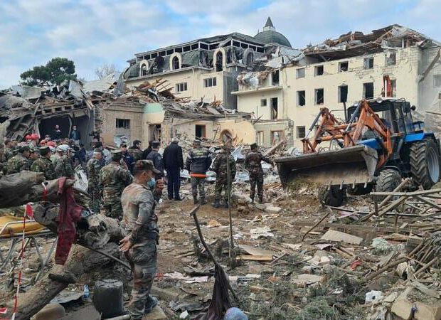 Ermənilərin Gəncədə törətdiyi ilk terrordan bir il ötür Ermənilərin Gəncədə törətdiyi ilk terrordan bir il ötür
