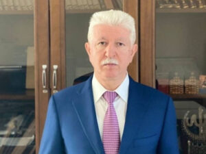 İcra başçısı birinci müavinini işdən çıxartdı