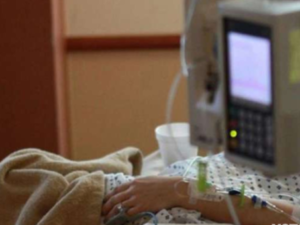 Komadan ayılan qadın hər kəsi ŞOKA SALDI: İlk dediyi söz…