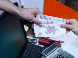 Dövlət rüsumları niyə artırılır? – AÇIQLANDI