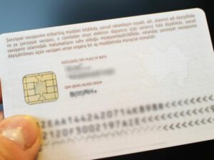 Azərbaycanda BU ŞƏXSLƏRƏ yeni şəxsiyyət vəsiqəsi veriləcək