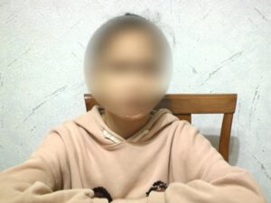 Onu oğurlamaq istəyən şəxsin əlindən qurtulan 5-ci sinif şagirdi DANIŞDI – VİDEO