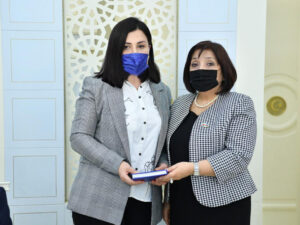 Cəbrayıl Dövlətzadənin anası MM-də işlə təmin olundu