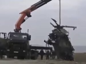Helikopterin qəzadan sonrakı halı… – VİDEO