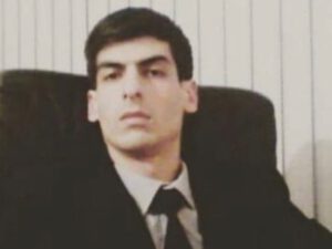 Deputatın bacısı oğlunu maşın vurub öldürdü – FOTO