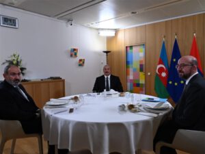 Brüssel görüşünün pərdəarxası – Qərb Azərbaycana nə təklif edir?