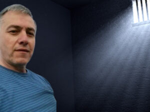 Saleh Rüstəmov aclığı dayandırdı