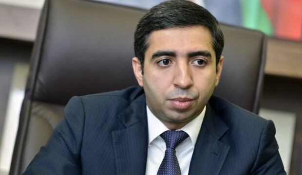 Zaur Əliyev özünə 200 min manatlıq xidməti avtomobil aldı – FOTO