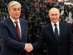 Tokayevin xalqa rusca müraciəti etirazları şiddətləndirdi