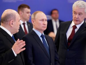 Oliqarx dostları və generalitet çara qarşı – Putin Sezarın taleyini yaşaya bilər