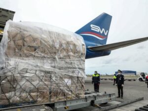 Ukraynaya humanitar yardım daşıyan təyyarələr Azərbaycandan yola düşdü – FOTO