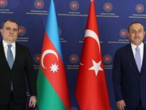 Bayramov Çavuşoğlu ilə danışdı