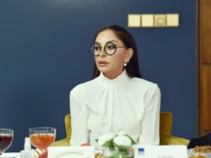 Mehriban Əliyeva COVID-19 ilə bağlı vəziyyətdən danışıb: “Azərbaycanda son dalğa azalmaqdadır”