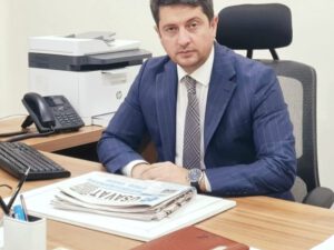 Rüstəm Əbülfətoğlu istefa verdi