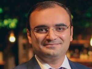 Yeni icra başçısı görün kimin nəvəsi imiş