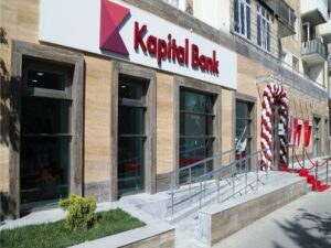 “Kapital Bank”da müştəri məmnuniyyətsizliyi: “Deyirlər ki, işinizi-gücünüzü atıb filiala gəlin” – Şikayət