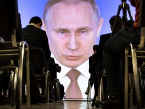 Şimaldan tuşlanan “qəzəb oxları” – Putin harada və necə səhv etdi…