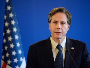Blinken: “Ukrayna hər Rusiya tankı əleyhinə 10 sistemə sahib olacaq”