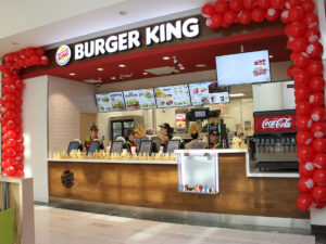 “Burger King”də istifadəyə yararsız məhsullar aşkarlanıb – RƏSMİ