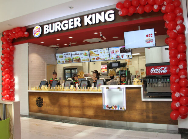 “Burger King”də istifadəyə yararsız məhsullar aşkarlanıb – RƏSMİ