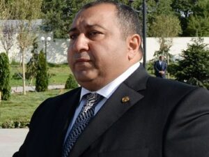“Bu, icra başçıları üçün ölüm hökmünə bərabər olur” – Deputat şəhid atasına edilən hörmətsizlikdən DANIŞDI
