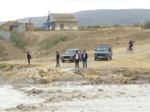 Hacıqabulda sel körpünü uçurdu: Yaşayış məntəqələri ilə əlaqə kəsildi